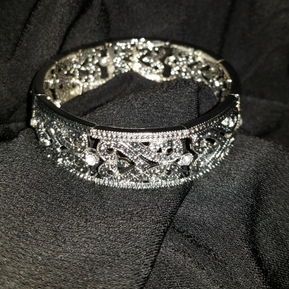 Bracelet - Picture 2 of 4
